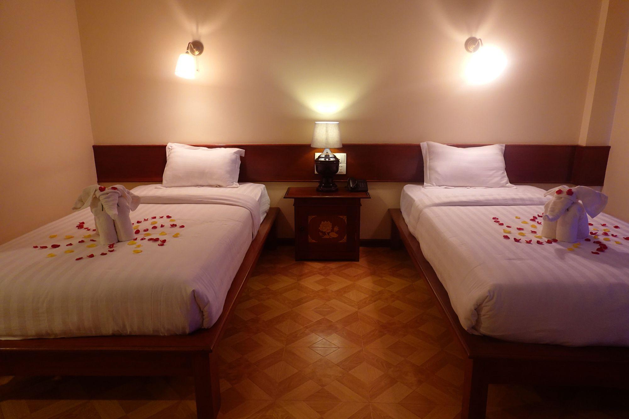 באגאן Temple View Hotel מראה חיצוני תמונה